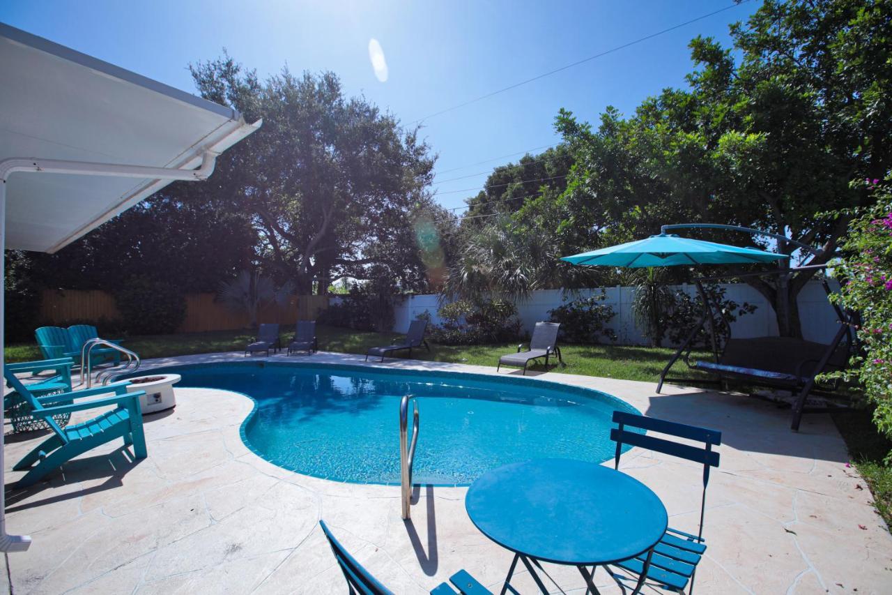Beautiful Home With Pool And Outdoor Space ウェストパームビーチ エクステリア 写真